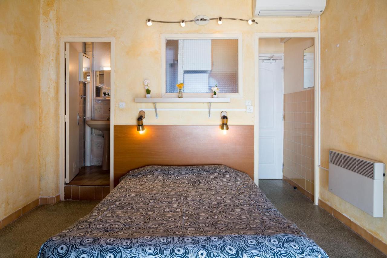 Le Surplage Hyeres Luaran gambar